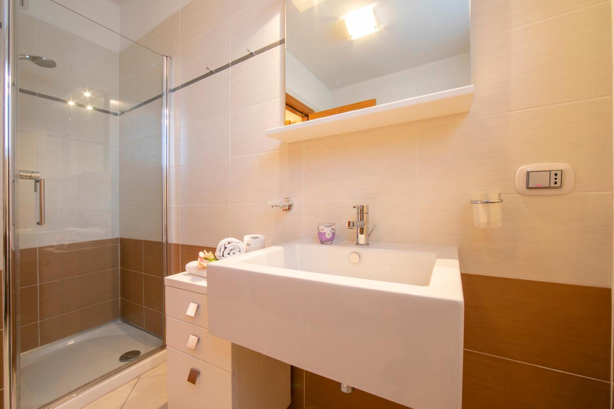 Vista Di Maccagno Fantastico Pool - Happy Rentals Екстер'єр фото
