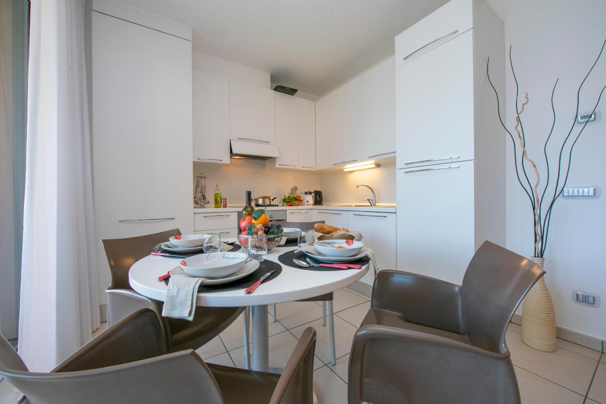 Vista Di Maccagno Fantastico Pool - Happy Rentals Екстер'єр фото