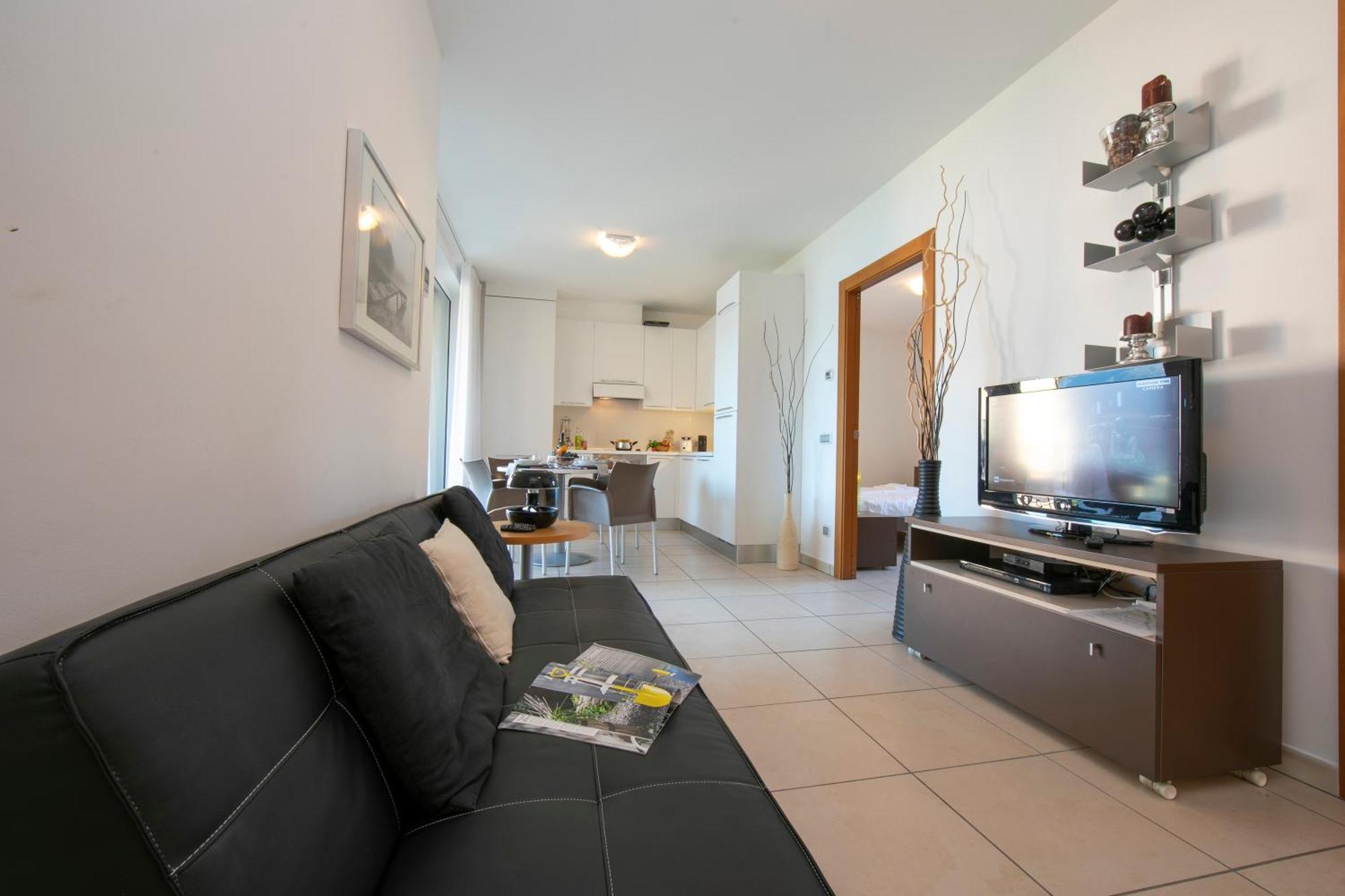 Vista Di Maccagno Fantastico Pool - Happy Rentals Екстер'єр фото